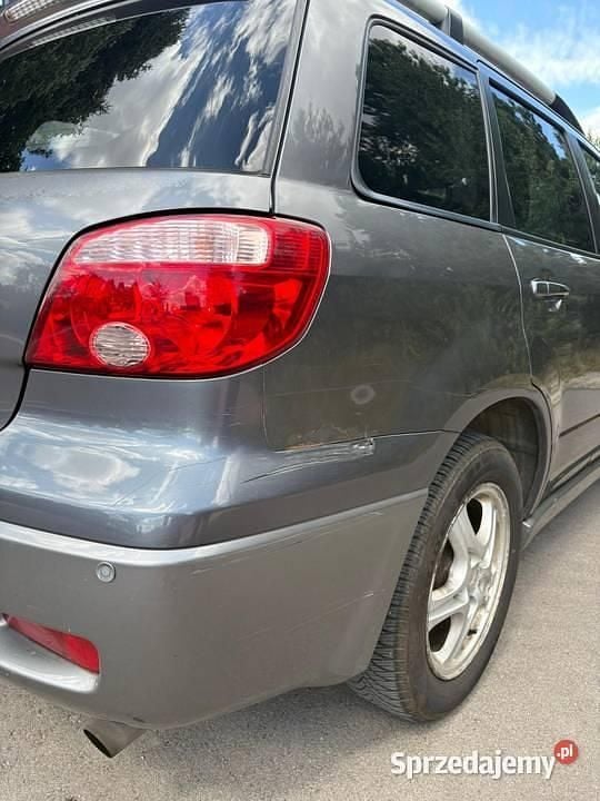 Szary Używany 2006 Mitsubishi Outlander SUV | 6500 zł - Obraz 1/4