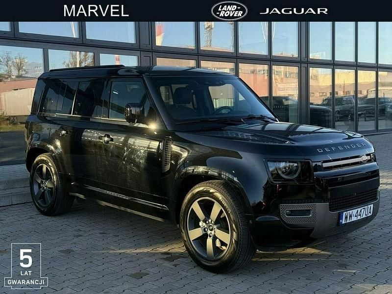 Czarny (metalik) Używany 2024 Land Rover Defender SE Dynamic SUV | 399 900 zł (Super Cena) - Obraz 1/4
