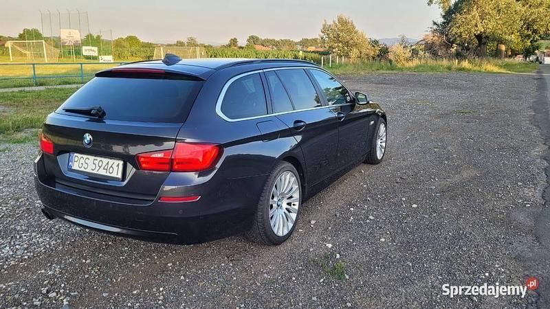 Używany 2011 BMW 530 | 45 000 zł (Drogi) - Obraz 1/4
