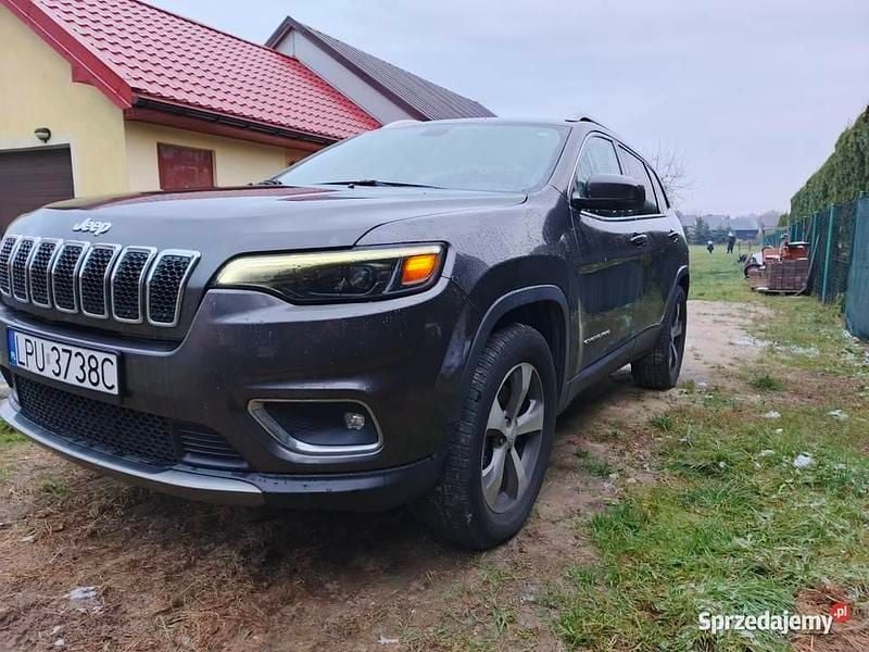 Używany Jeep Cherokee Limited 2019 Grafitowy SUV