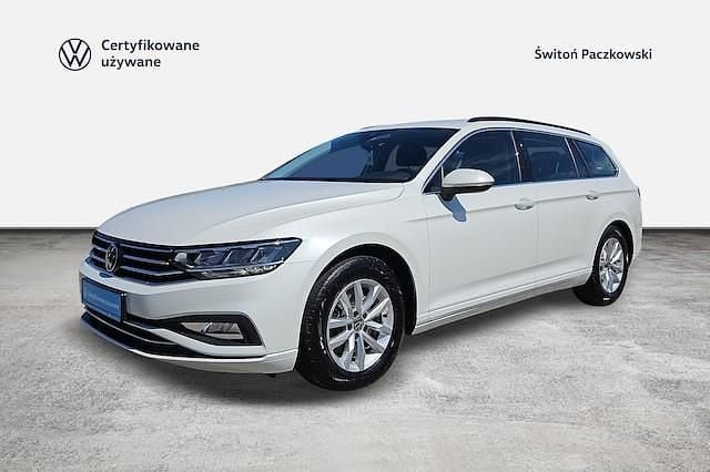 Używany 2022 VW Passat Kombi | 94 900 zł (Drogi) - Obraz 1/4
