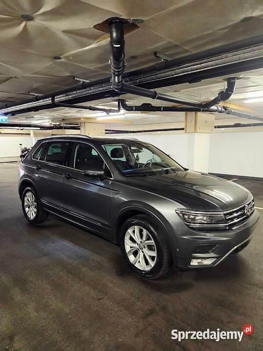 Używany 2016 VW Tiguan Highline SUV | 82 000 zł (Dość drogi) - Obraz 1/4