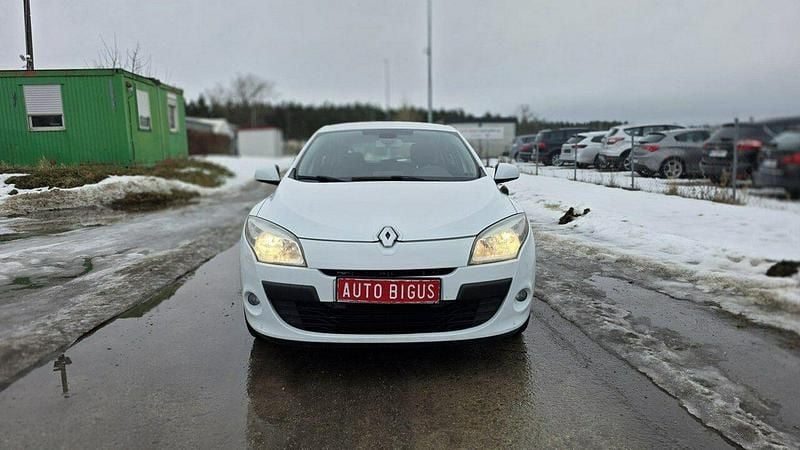 Używany Renault Mégane III 130 KM (95 kW) 2010 Biały Hatchback