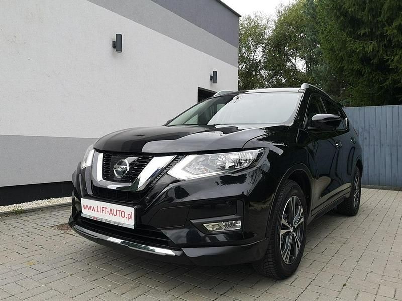 Czarny Używany 2017 Nissan X-Trail 360º SUV | 69 900 zł (Dość drogi) - Obraz 1/4
