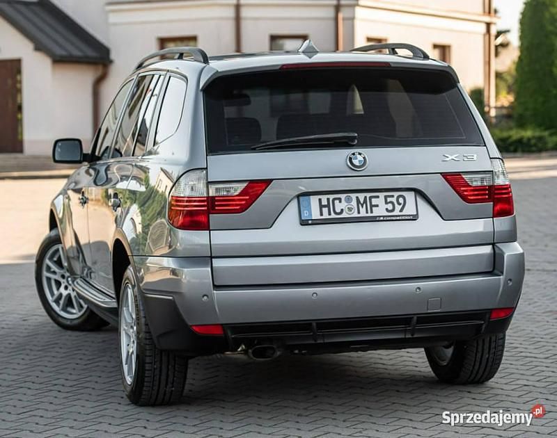 Szary (metalik) Używany 2007 BMW X3 SUV | 27 700 zł (Uczciwa cena) - Obraz 1/4