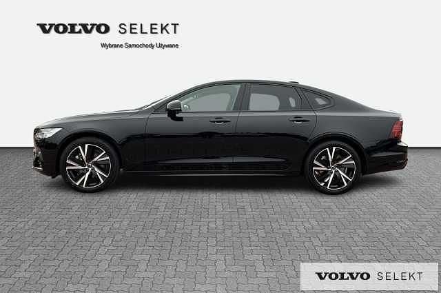 Używany Volvo S90 235 KM (172 kW) 2023 Czarny Sedan/Limuzyna