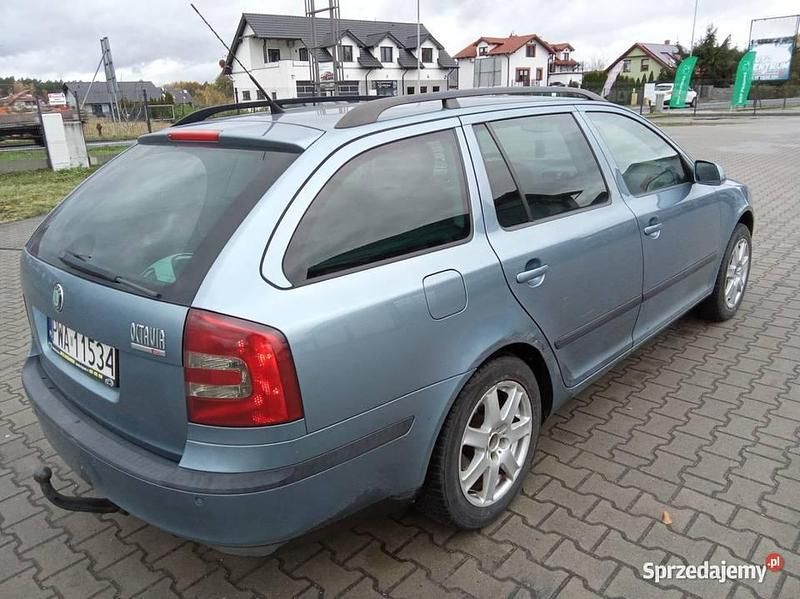 Używany Skoda Octavia 2008 Szary Kombi