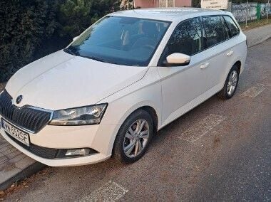 Biały Używany 2020 Skoda Fabia Kombi | 37 500 zł (Dość drogi) - Obraz 1/4