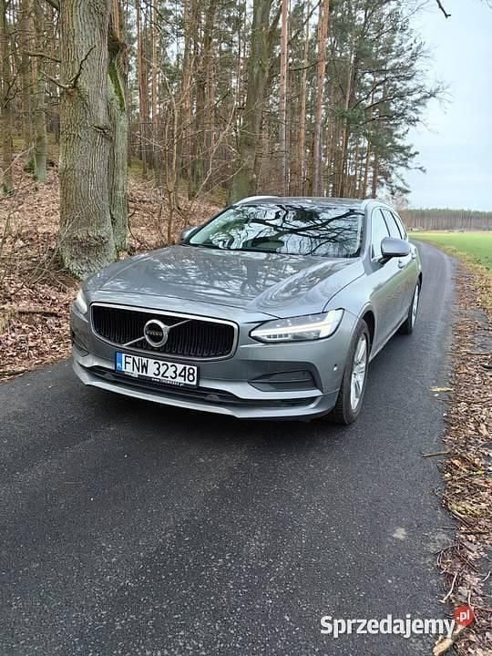 Używany 2017 Volvo V90 Momentum Kombi | 60 900 zł (Super Cena) - Obraz 1/4