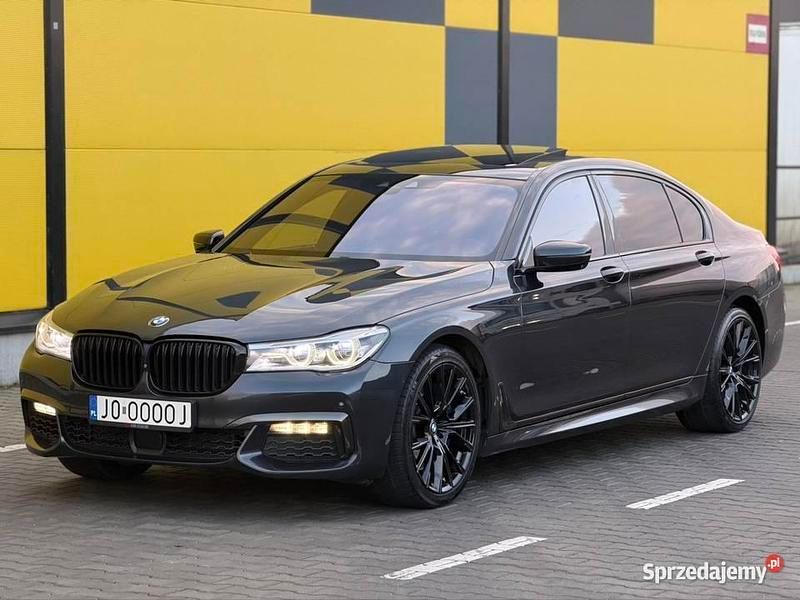 Używany BMW 750L Comfort Edition 2018 Czarny Sedan/Limuzyna