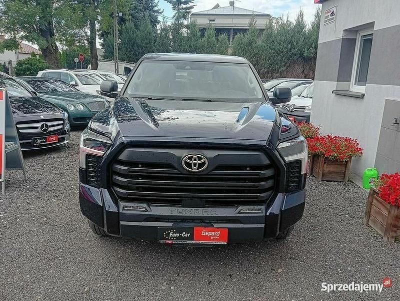 Używany Toyota Tundra 2022 Niebieski Pickup