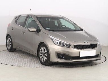 Beżowy Używany 2016 Kia Ceed Hatchback | 44 499 zł (Uczciwa cena) - Obraz 1/4