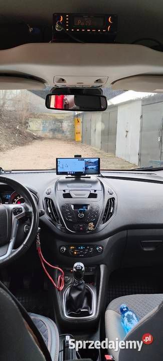 Używany Ford Tourneo Courier Titanium 95 KM (69 kW) 2015 Minivan