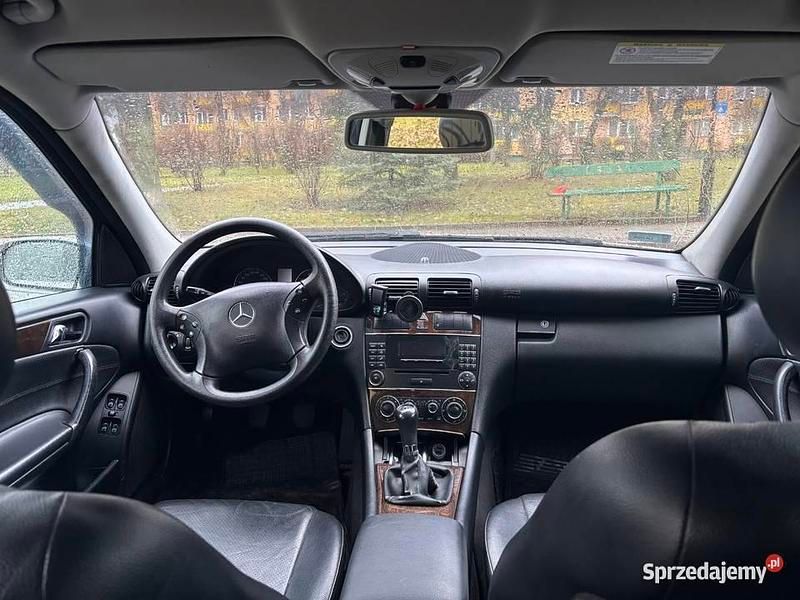 Używany Mercedes C180 2004