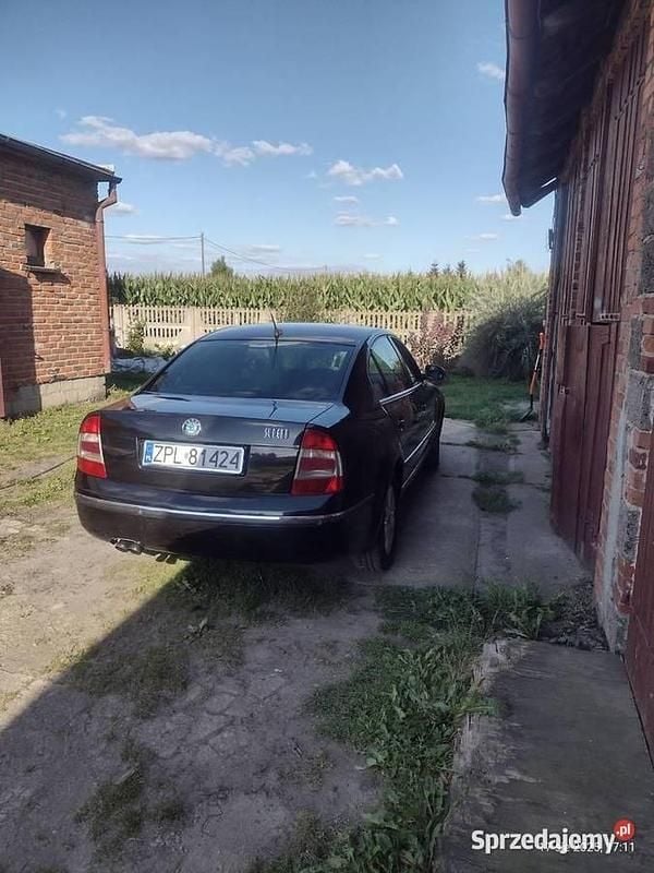 Używany 2006 Skoda Superb | 15 700 zł - Obraz 1/4