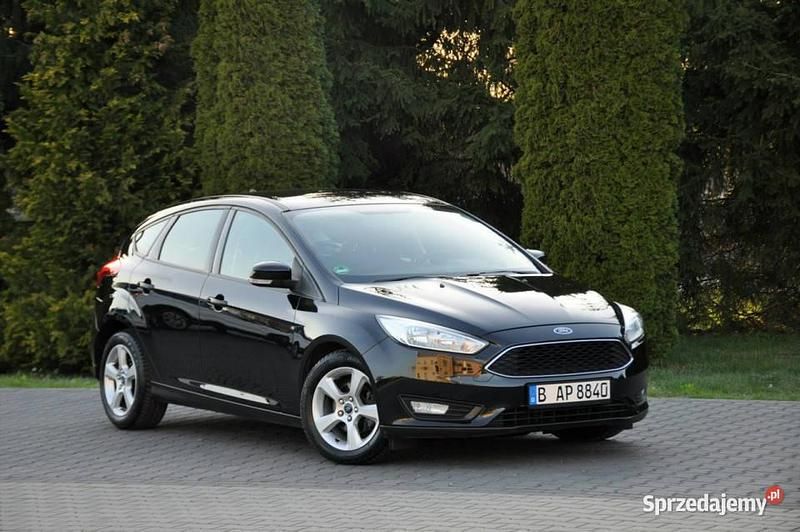 Czarny Używany 2016 Ford Focus Hatchback | 32 900 zł (Dobra cena) - Obraz 1/4
