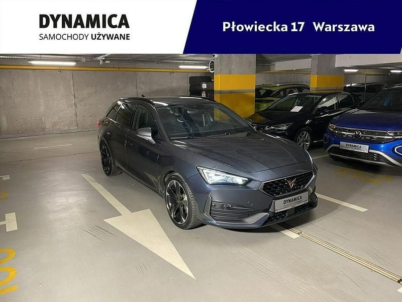 Szary (metalik) Używany 2023 Cupra Leon Kombi | 101 900 zł (Uczciwa cena) - Obraz 1/4