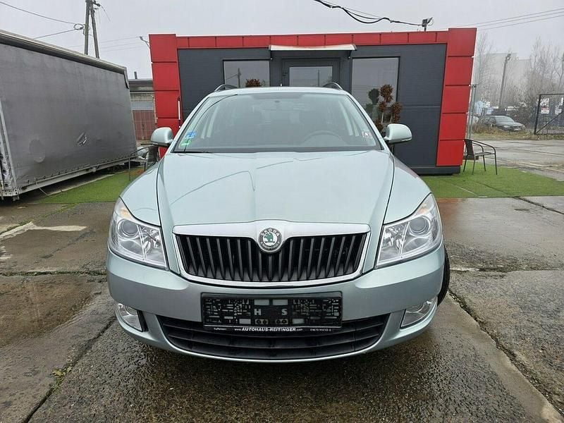 Używany Skoda Octavia 160 KM (117 kW) 2010 Szary (metalik) Kombi