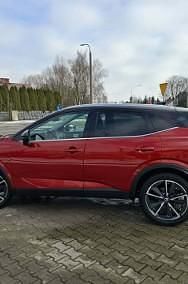 Używany Nissan Qashqai 140 KM (102 kW) 2022 Bordowy SUV