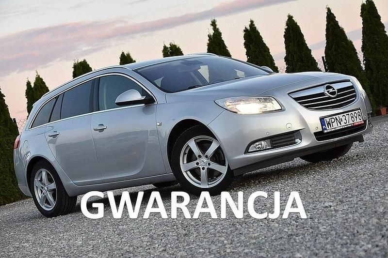 Srebrny Używany 2010 Opel Insignia Kombi | 19 900 zł (Uczciwa cena) - Obraz 1/4
