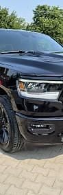 Używany RAM 1500 401 KM (294 kW) 2023 Czarny Pickup