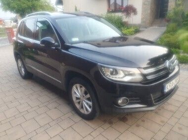 Czarny Używany 2012 VW Tiguan Sport SUV | 44 900 zł (Dość drogi) - Obraz 1/4