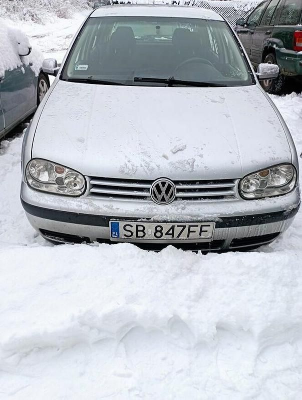 Używany VW Golf IV 2003 Srebrny Hatchback