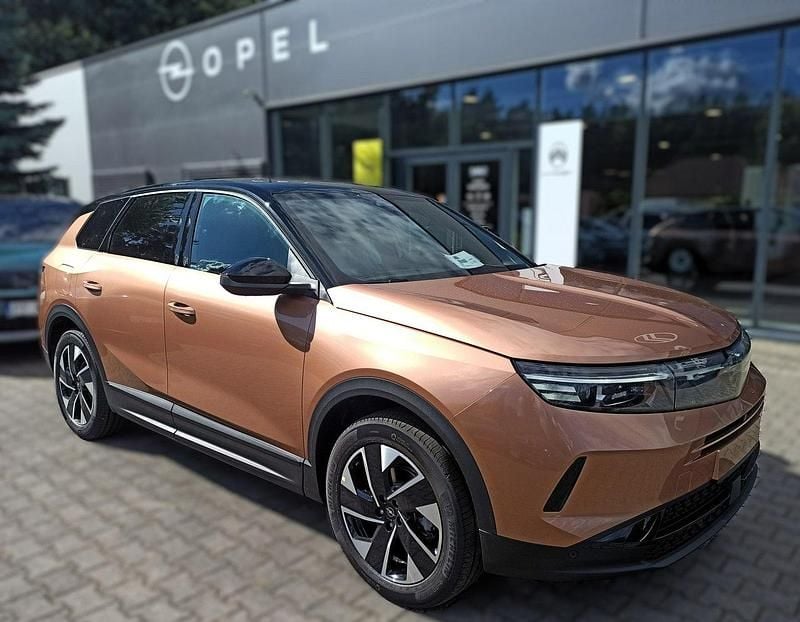 Złoty (metalik) Nowe 2025 Opel Grandland X SUV | 147 000 zł (Uczciwa cena) - Obraz 1/4