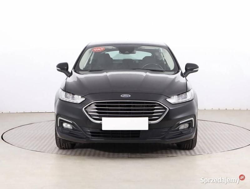 Czarny Używany 2021 Ford Mondeo Hatchback | 68 499 zł (Dobra cena) - Obraz 1/4