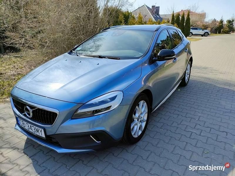 Używany Volvo V40 Summum 2017 Hatchback