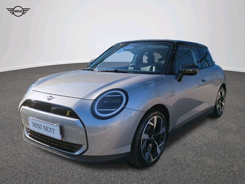Melting silver iii Używany 2024 Mini Cooper SE Hatchback | 158 900 zł (Uczciwa cena) - Obraz 1/4