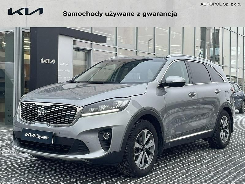 Używany Kia Sorento 185 KM (136 kW) 2019 Szary (metalik) SUV