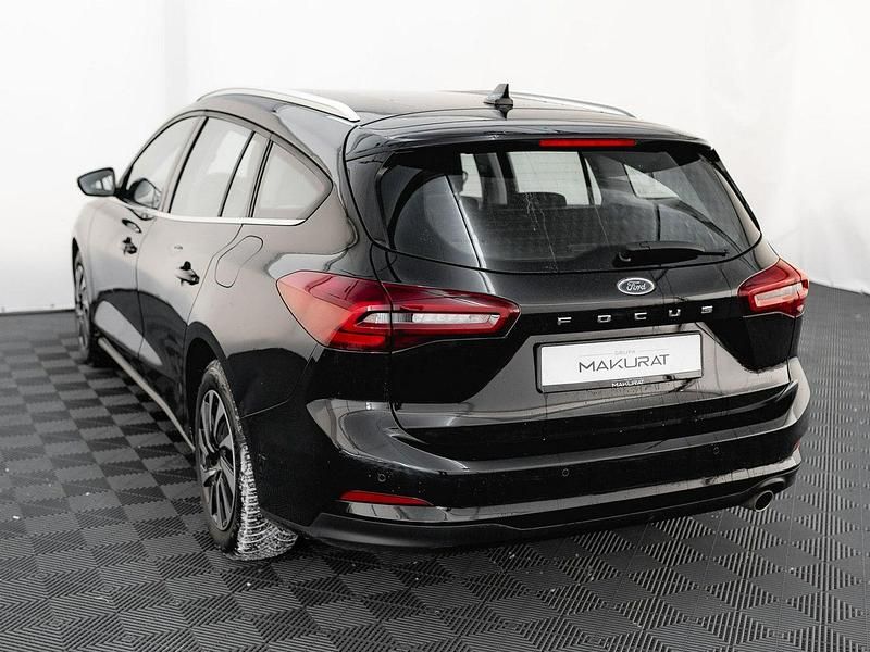 Używany Ford Focus Titanium 125 KM (91 kW) 2023 Czarny (metalik) Kombi