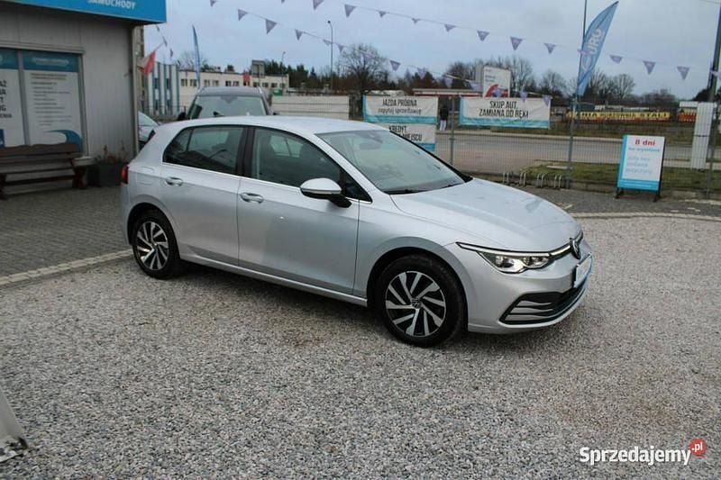 Używany VW Golf VIII Style 2022 Srebrny Hatchback