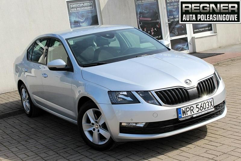 Srebrny Używany 2019 Skoda Octavia Ambition Sedan/Limuzyna | 37 900 zł (Uczciwa cena) - Obraz 1/4