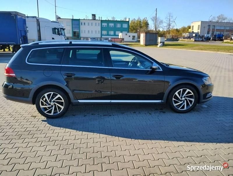 Używany VW Passat 2013 Czarny Kombi