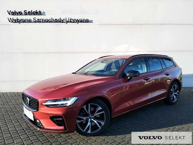 Czerwony Używany 2025 Volvo V60 Kombi | 175 900 zł (Drogi) - Obraz 1/3
