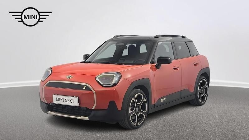 Używany Mini Aceman 160 kW (218 KM) 2024 Rebel red metalizowany SUV