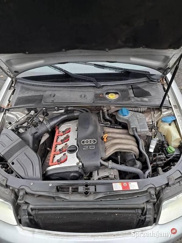 Używany Audi A4 2002 Srebrny Kombi