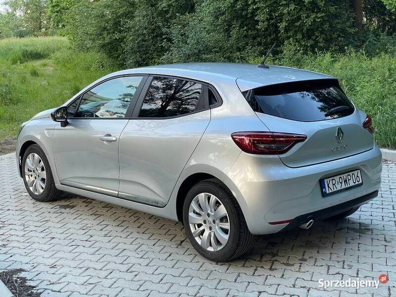 Używany Renault Clio V Zen 2021 Srebrny Hatchback