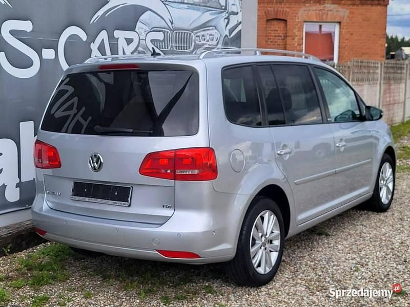Używany VW Touran 105 KM (77 kW) 2011 Srebrny Minivan