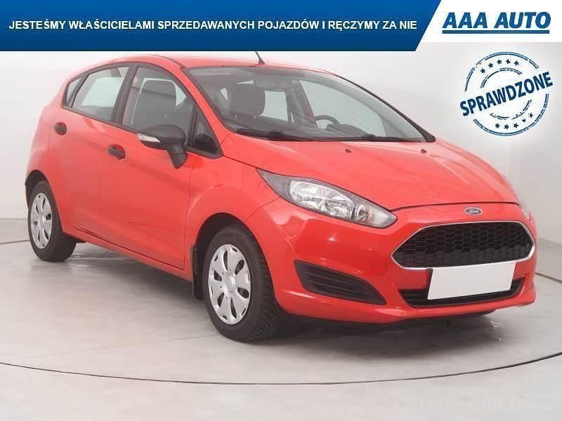 Używany Ford Fiesta 2017 Czerwony