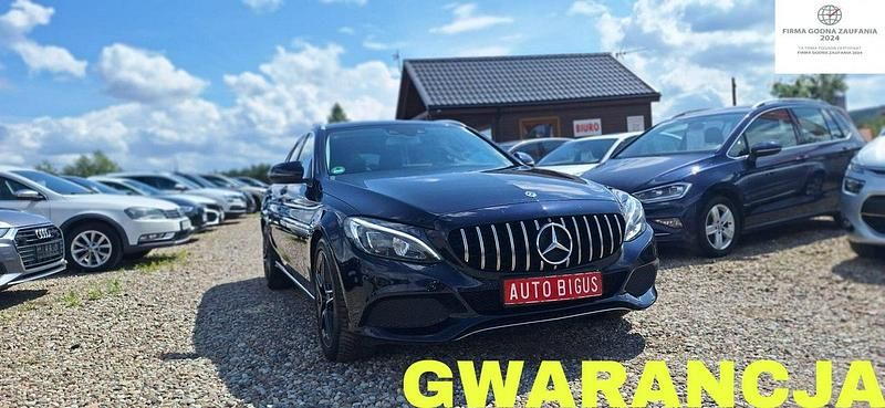 Granatowy Używany 2017 Mercedes C200 Kombi | 75 900 zł (Uczciwa cena) - Obraz 1/4