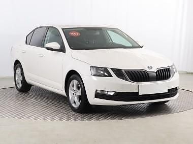 Biały Używany 2019 Skoda Octavia Hatchback | 46 999 zł (Uczciwa cena) - Obraz 1/4