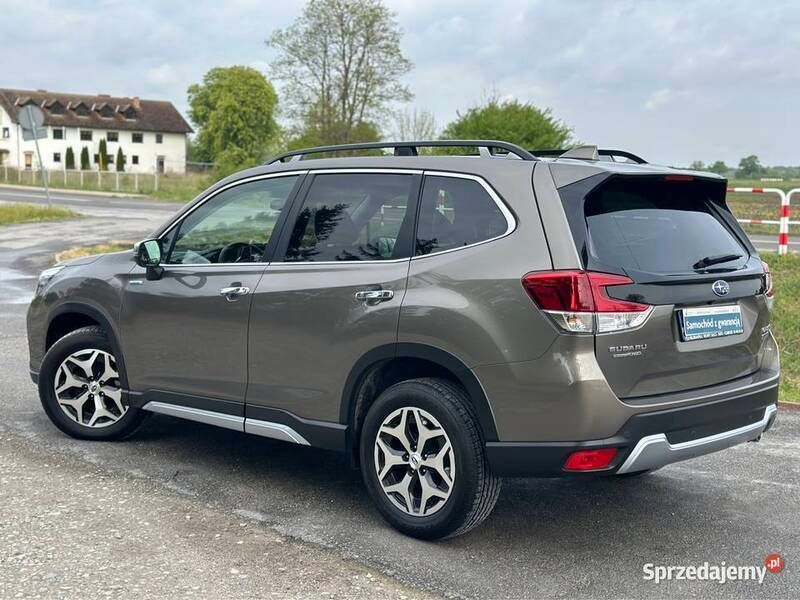 Używany Subaru Forester 2021 Zielony SUV