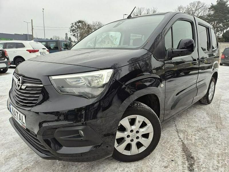 Czarny Używany 2021 Opel Combo Life Kombi | 52 400 zł (Dobra cena) - Obraz 1/4