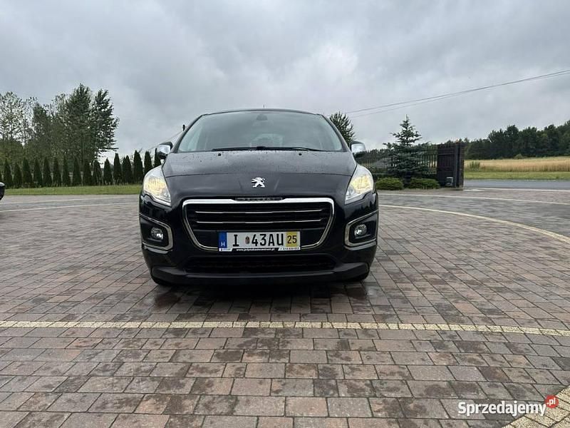 Czarny Używany 2016 Peugeot 3008 Sedan/Limuzyna | 33 800 zł - Obraz 1/4
