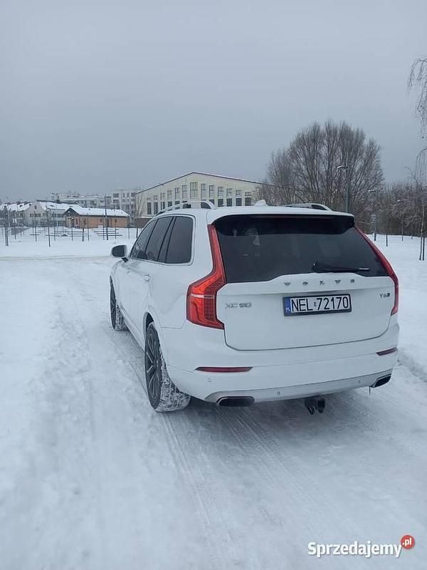 Używany Volvo XC90 Momentum 2016 SUV