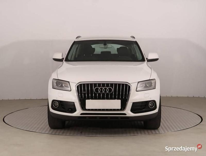 Biały Używany 2013 Audi Q5 SUV | 63 999 zł (Uczciwa cena) - Obraz 1/4