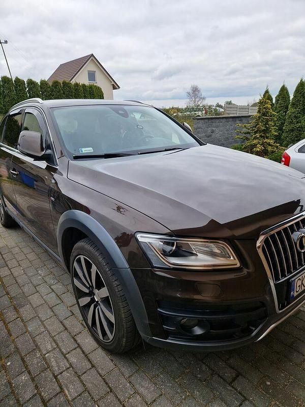 Brązowobeżowy Używany 2012 Audi Q5 SUV | 59 000 zł (Uczciwa cena) - Obraz 1/4